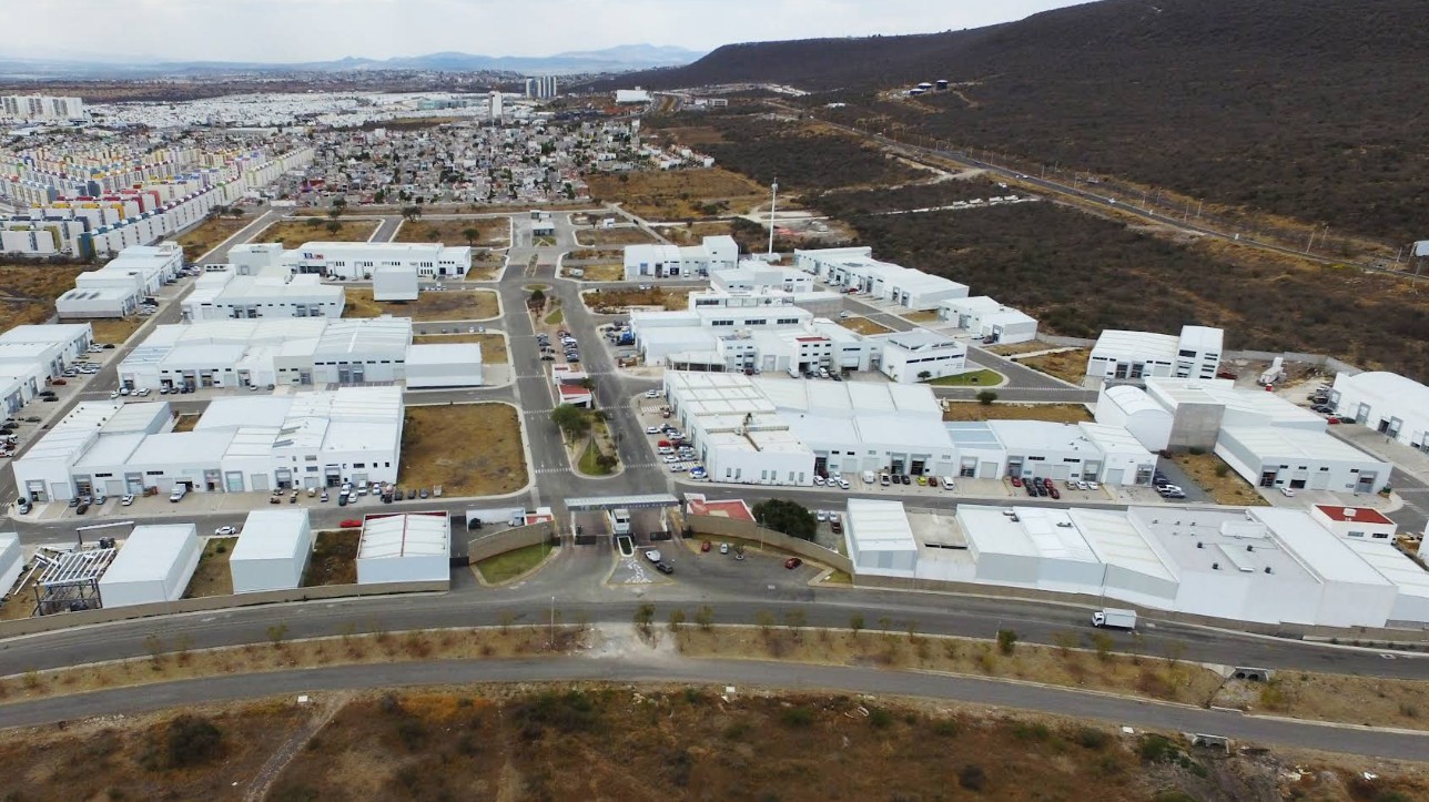 OFICINA EN RENTA TERRA BUSSINES PARK